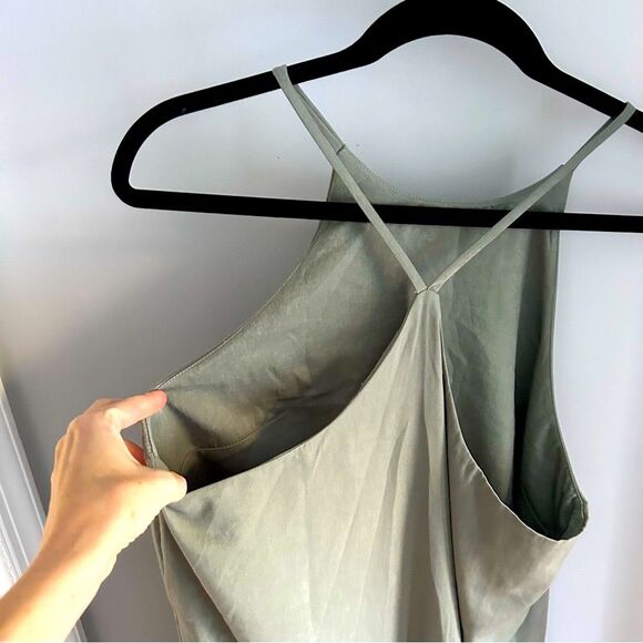 Pale Green T-Back Dress - Picture 6 of 10